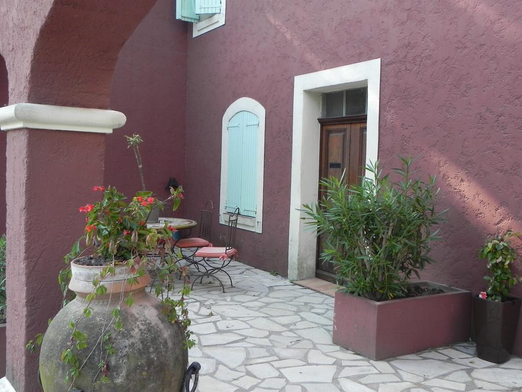 Hotel Aurelia Les Arcs-sur-Argens Екстериор снимка